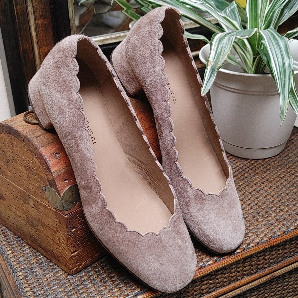 Sesto Meucci Firenze Scalloped Edge Taupe Suede Small Heel Slip-on Shoes 7M